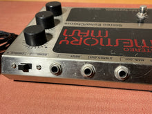 Load image into Gallery viewer, Vintage Electro-Harmonix Stereo Memory Man Echo/Chorus Pedal