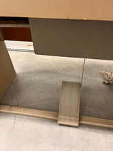 Load image into Gallery viewer, 1960’s Yamaha DS-49C Reed Organ