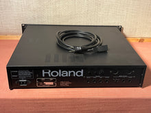 Load image into Gallery viewer, 1980’s Roland MKS-7 Super Quartet Rackmount Synth