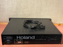 Load image into Gallery viewer, 1980’s Roland MKS-7 Super Quartet Rackmount Synth