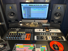 Load image into Gallery viewer, ADAM Audio A7X Active Nearfield Monitors (Pair)