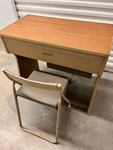 Load image into Gallery viewer, 1960’s Yamaha DS-49C Reed Organ