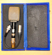 Load image into Gallery viewer, 1960's Echolette ES 14 Cardioid Dynamic Mic