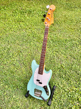 Load image into Gallery viewer, 2021 Squier Classic Vibe 60’s Mustang Short-Scale Bass in Surf Green