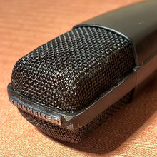 Load image into Gallery viewer, 1970's Sennheiser MD421-U-5 Cardioid Dynamic Mics (Stereo Pair)