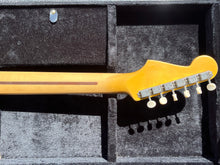 Load image into Gallery viewer, Squier Duo Sonic Electric in Desert Sand