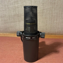 Load image into Gallery viewer, 1980's Shure SM7 Cardioid Dynamic Mic