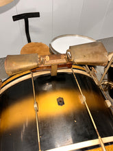 Load image into Gallery viewer, 1940 Leedy No. 5385 "The Improved Swingster" Outfit in Bi-Color Black and Gold Lacquer
