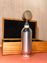 Load image into Gallery viewer, Soyuz Microphones SU-023 Bomblet Deluxe Cardioid Large Diaphragm Condenser Mic