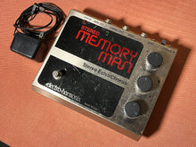 Load image into Gallery viewer, Vintage Electro-Harmonix Stereo Memory Man Echo/Chorus Pedal