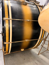 Load image into Gallery viewer, 1940 Leedy No. 5385 "The Improved Swingster" Outfit in Bi-Color Black and Gold Lacquer