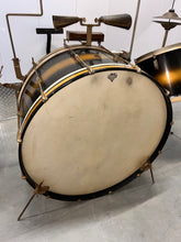 Load image into Gallery viewer, 1940 Leedy No. 5385 "The Improved Swingster" Outfit in Bi-Color Black and Gold Lacquer