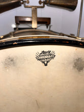 Load image into Gallery viewer, 1940 Leedy No. 5385 "The Improved Swingster" Outfit in Bi-Color Black and Gold Lacquer