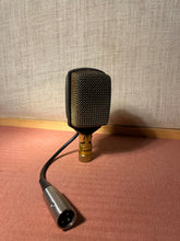 Load image into Gallery viewer, 1960’s Echolette ED-12 Cardioid Dynamic Mic