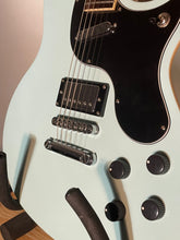 Load image into Gallery viewer, PureSalem Gordo Electric in Frozen Blue