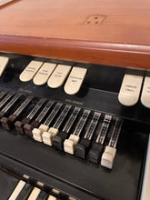 Load image into Gallery viewer, 1960's Hammond M-103 Tube Organ