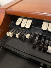 Load image into Gallery viewer, 1960's Hammond M-103 Tube Organ