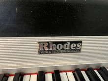 Load image into Gallery viewer, 1977 Rhodes 73 Electric Piano w/ Super Satellite Speakers