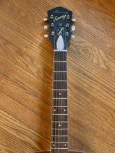 Load image into Gallery viewer, 1960’s Harmony Sovereign H1203 Acoustic
