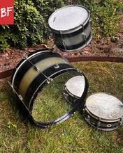 Load image into Gallery viewer, 1950’s Kent Drums 3pc Kit in Black/Gold Duco

