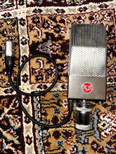 Load image into Gallery viewer, 1950's RCA 74-B Bidirectional Ribbon Mic
