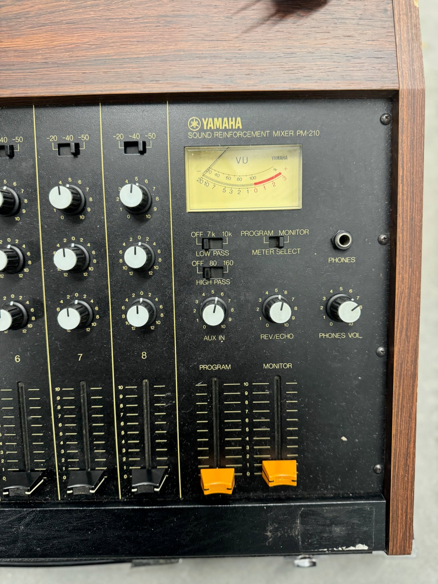 1980's Yamaha PM-210 8-Channel Analog Mixing Console – Byrd