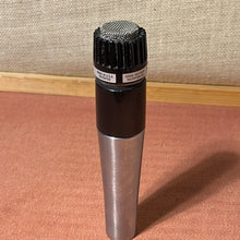 Load image into Gallery viewer, 1960&#39;s Shure Unidyne III 545SD Cardioid Dynamic Mic
