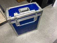 Load image into Gallery viewer, 1970's MCI Auto-Locator II w/ case
