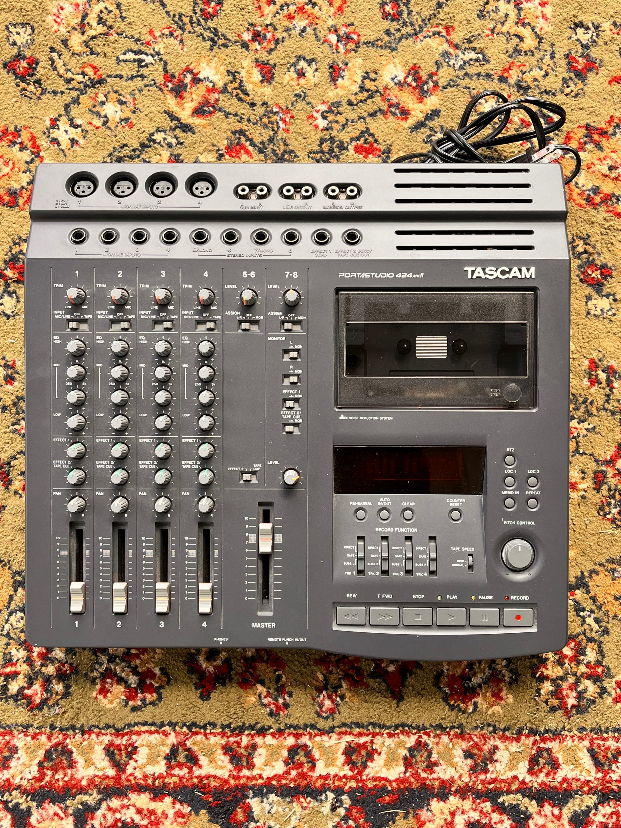 TASCAM 424MK2 カセットテープレコーダー TASCAM 424 MKII Portastudio 4-Track Cassette Tape Recorder Mixer
