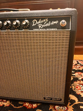 Load image into Gallery viewer, Fender Tonemaster Deluxe Reverb Solid State Combo
