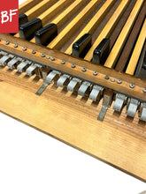 Load image into Gallery viewer, Hammond 25-Note Bass Pedalboard
