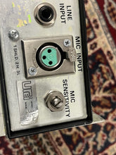 Load image into Gallery viewer, 1970’s Urei 560 Parametric Feedback Supressor
