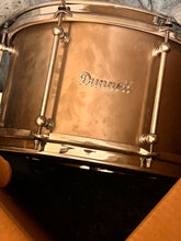 Load image into Gallery viewer, Dunnett Classic Titanium 8x14 Snare
