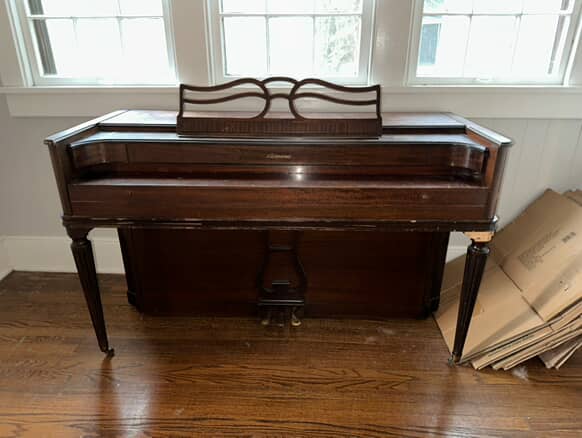 1950's Baldwin Acrosonic Upright Piano (FREE)