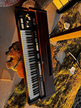 Load image into Gallery viewer, Hammond XK-2 Portable Organ
