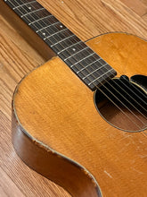 Load image into Gallery viewer, 1960’s Harmony H162 Flat Top Acoustic
