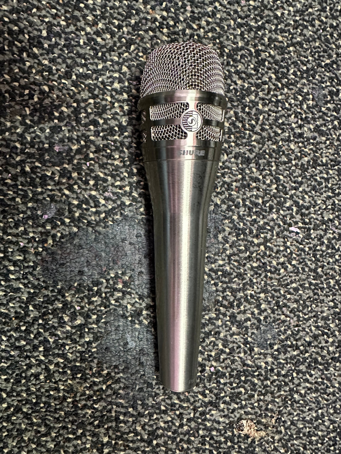 Shure KSM 8 Dualdyne Cardioid Dynamic Vocal Mic