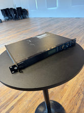 Load image into Gallery viewer, Shure UR4S+ Wireless Reciever
