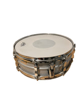 Load image into Gallery viewer, 1980’s Ludwig Acrolite 5x14 Aluminum Snare
