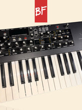 Load image into Gallery viewer, Dave Smith Instruments Mopho x4 44-Key 4-Voice Polyphonic Analog Synthesizer
