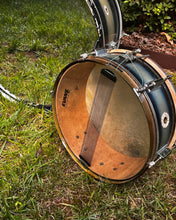 Load image into Gallery viewer, 1950’s Kent Drums 3pc Kit in Black/Gold Duco
