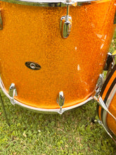 Load image into Gallery viewer, 1950’s/1960’s/1970’s Slingerland 3pc Kit in Gold Sparkle
