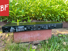 Load image into Gallery viewer, DBX 160A Compressor/Limiter
