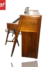 Load image into Gallery viewer, 1961 Baldwin Scandinavian Acrosonic Model 947 Piano in Natural Walnut
