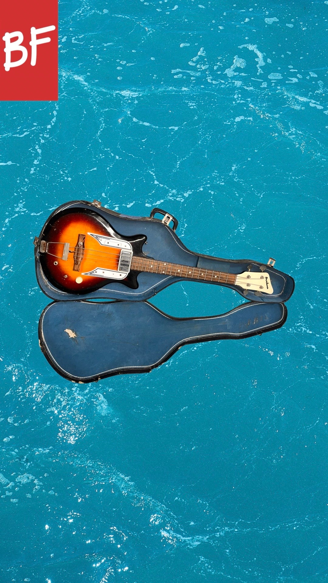1960’s Airline Pocket Bass