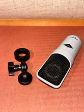 Load image into Gallery viewer, Universal Audio SC-1 Standard Condenser Mic
