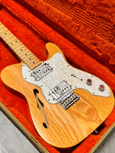 Load image into Gallery viewer, 2000 Fender Thinline Telecaster in Natural
