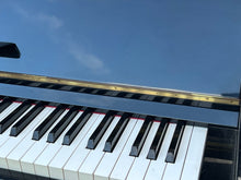 Load image into Gallery viewer, 1962 Yamaha U1 48" Upright Piano
