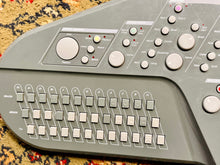 Load image into Gallery viewer, 1980’s Suzuki OM-200M Omnichord
