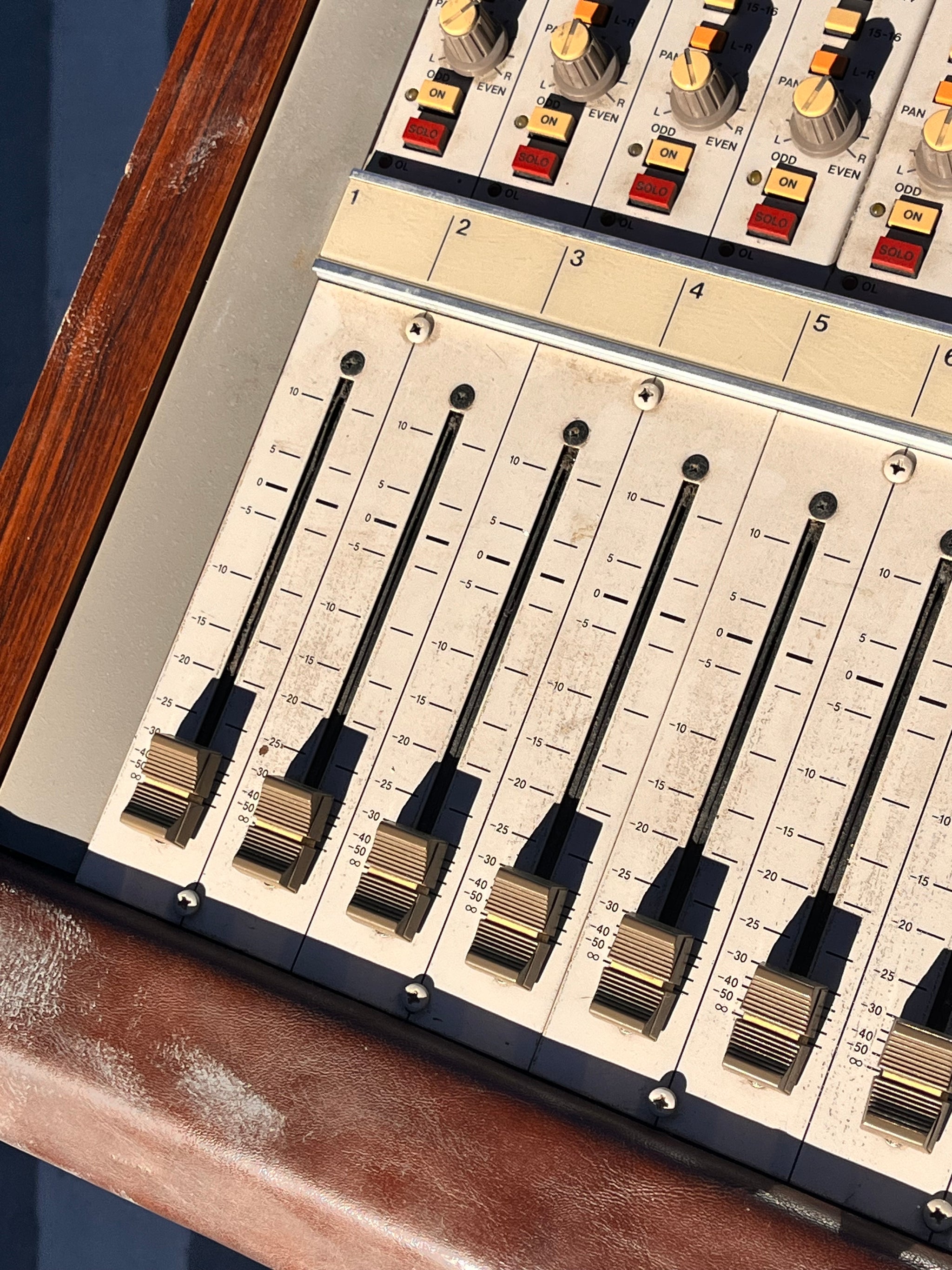 1980's Tascam M-600 32-Channel Analog Mixing Console – Byrd Finds